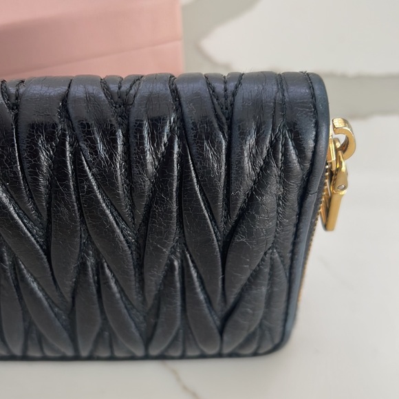 miu miu Large Nappa Metelasse Lux zip around wallet - Picture 5 of 7